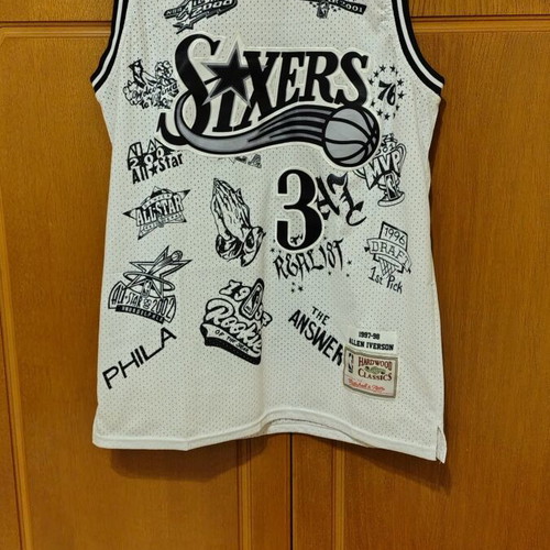 Iverson Authentic Jersey like new, rare large size