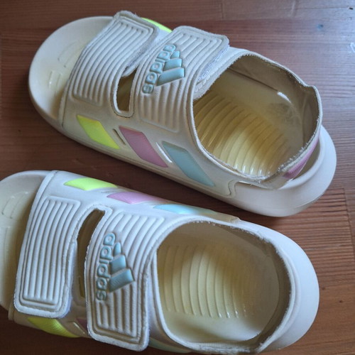 Adidas children's sandals size 25 used, white multicolor