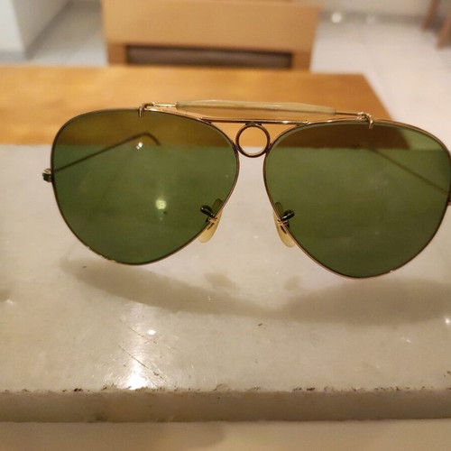 Ray Ban Bullet Hole Aviator sunglasses Bausch & Lomb lenses, made in USA, vintage