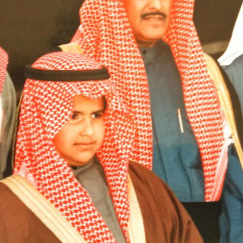Photo of a well-known Arab family like new