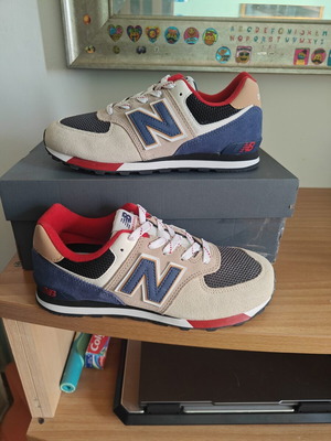 New Balance 574 sneakers size 37 new beige with blue and red details