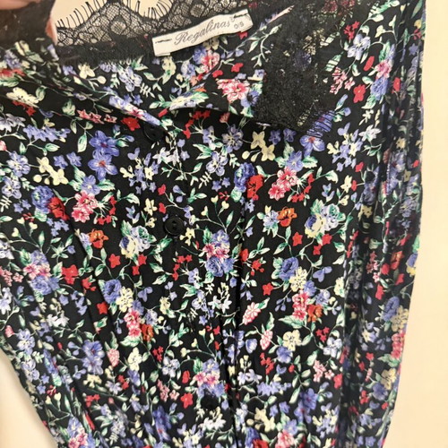 Regalinas maxi dress like new, one size, black floral with lace trim