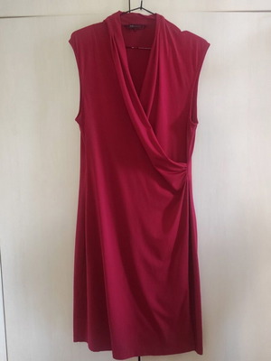 BCBGMaxazria dress like new, red, size M