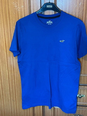 Hollister t-shirt like new, size M, blue