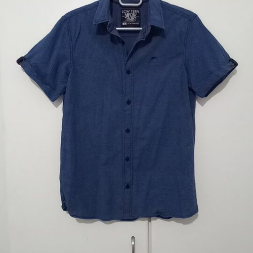 Small short-sleeve shirt for 13-14 years old, like new, black and blue