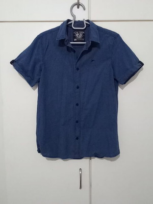 Small short-sleeve shirt for 13-14 years old, like new, black and blue