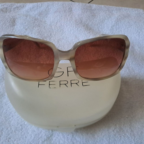 Gianfranco Ferre vintage glasses like new, colorful with original case