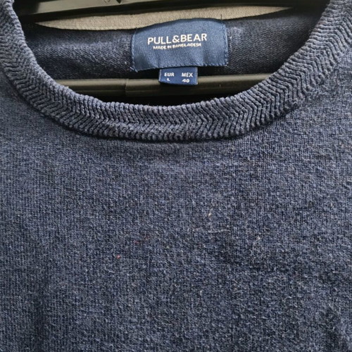 Pull and Bear men's sweater used, blue, size L, thin knit