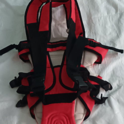 Chicco GO baby carrier, red and black