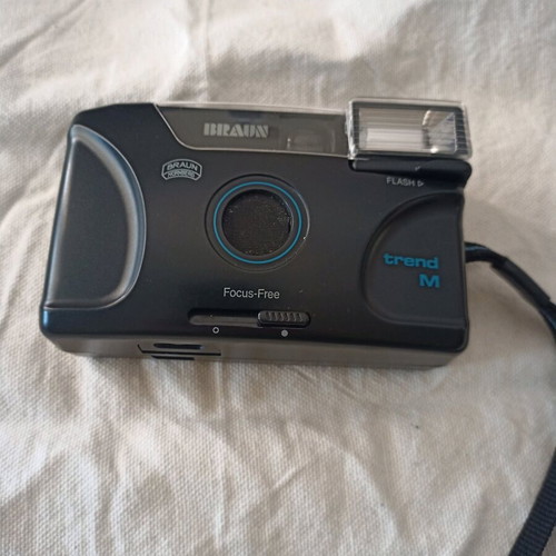 Braun trend M analog camera with 35 mm film like new