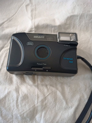 Braun trend M analog camera with 35 mm film like new