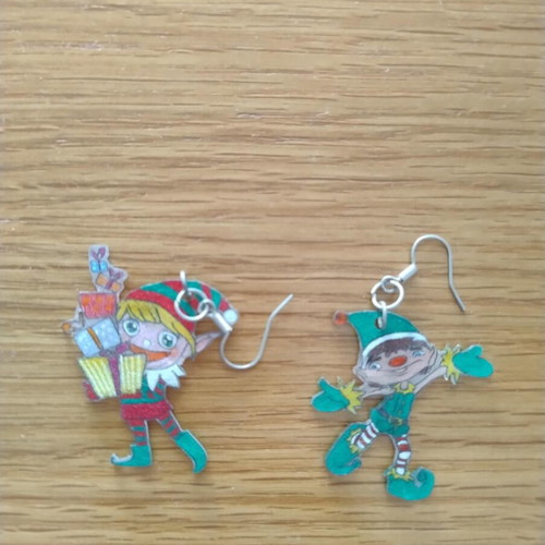 Christmas elf earrings like new, colorful, mismatched