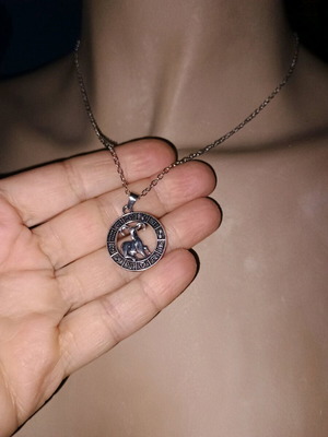 Unisex Aries zodiac necklace new, silver zinc alloy