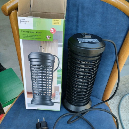 Electric insect trap like new