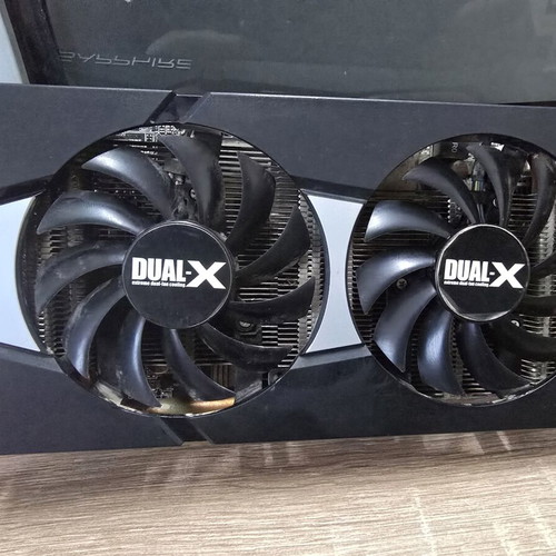 Sapphire Radeon R9 270 2GB like new
