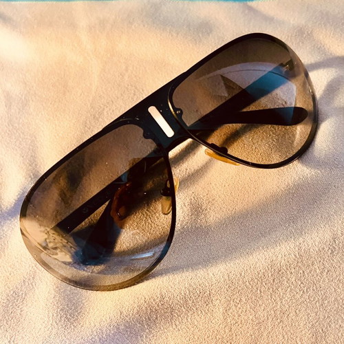 Vogue Vintage Aviator Sunglasses used, black
