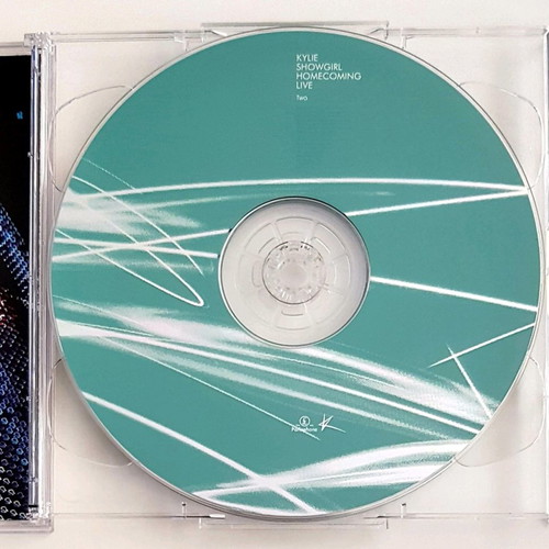 Kylie Minogue Showgirl (Homecoming Live) двоен CD като нов