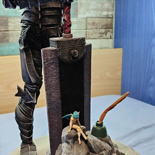 Berserk Statue βαμμένη στο χέρι, ύψος 48 εκατοστά, καινούργιο