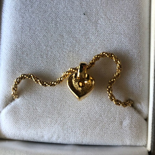 Christian Dior necklace like new vintage gold-plated with heart design
