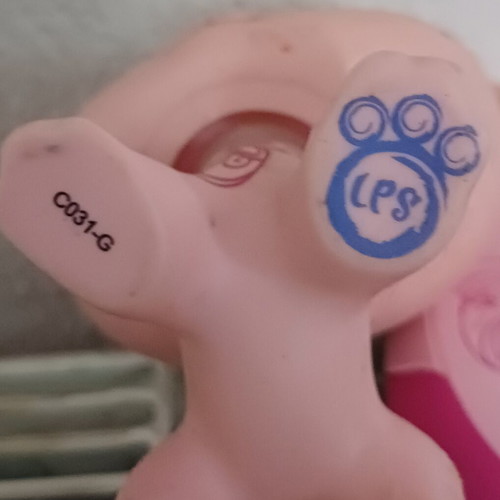 Littlest Pet Shop Jumbo Deco Pet Shorthair Cat by Hasbro like new, pink