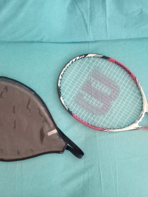 Wilson Steam 23 junior tennis racket lightly used with cover
