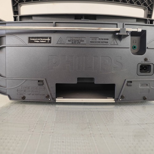 Philips AZ1505 CD Player Cassette Boom Box used
