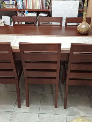 MDF table with cherry veneer like new and 6 wooden chairs