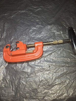 Rothenberger 7.0040 Κόφτης σιδηροσωλήνα 1/8" - 11/4" σαν καινούργιο