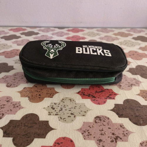 Milwaukee Bucks School Pencil Case like new, 2 zippered compartments