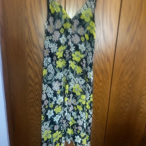 Zara silk floral maxi dress like new, medium large
