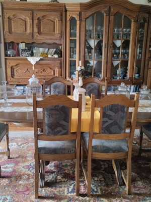 German Oak Carved Showcase used, 6 pieces