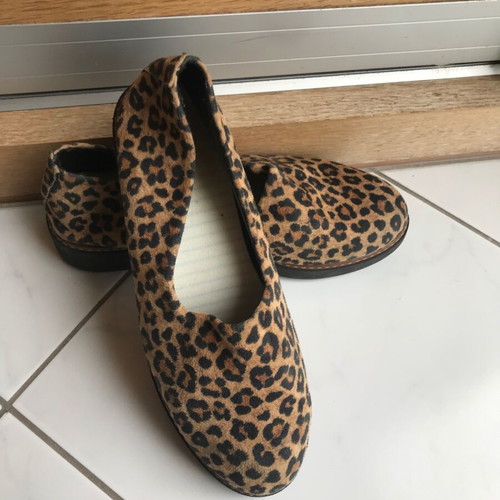 Leopard shoes size 39 like new