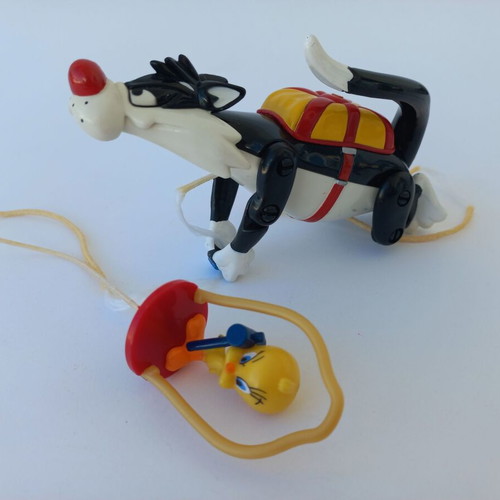 Vintage collectible Sylvester & Tweety toy like new, 2002