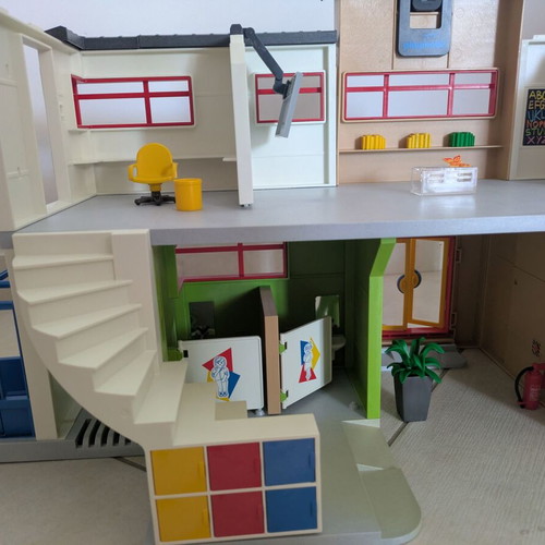 Playmobil School 9453 used with working clock and accessories