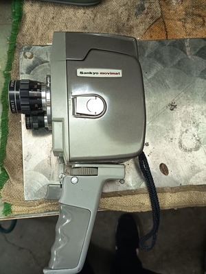 Sankyo Movimat camera used with case and manual