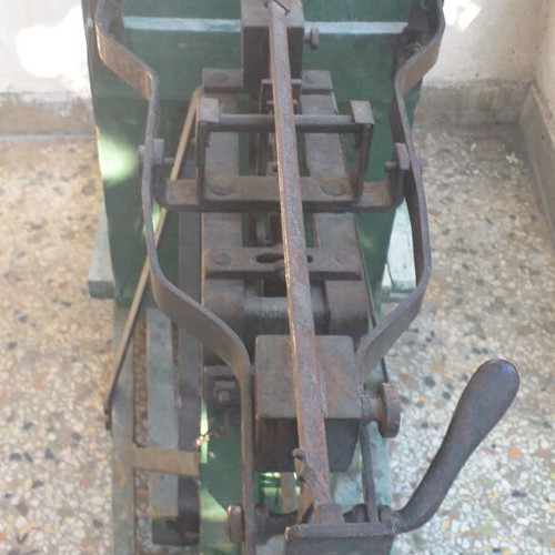 Wenda 150 kg scale old, as found in storage