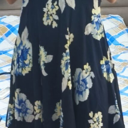 Old Navy Blue Floral Summer Dress like new, medium size