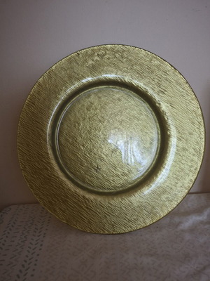 Decorative platter used, unique olive green color