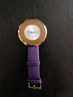 Oxette wristwatch purple women's used in excellent condition