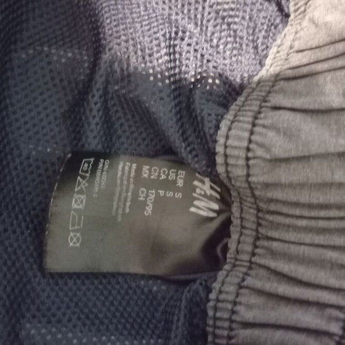 H&M men's swimwear small like new with mesh and side pockets