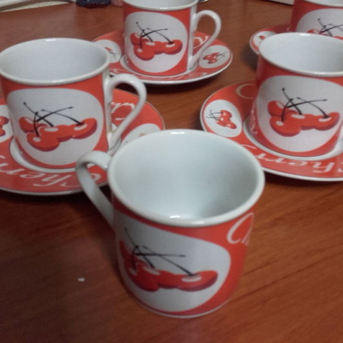 Coffee cups with cherries set of 5 with 4 saucers like new