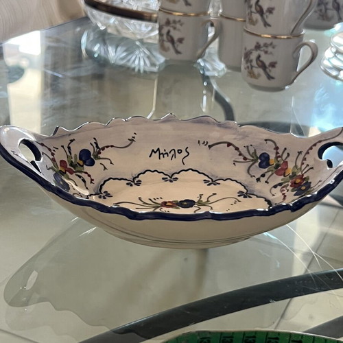 Decorative handmade plate from Milos like new, 23cm x 14cm x 6cm