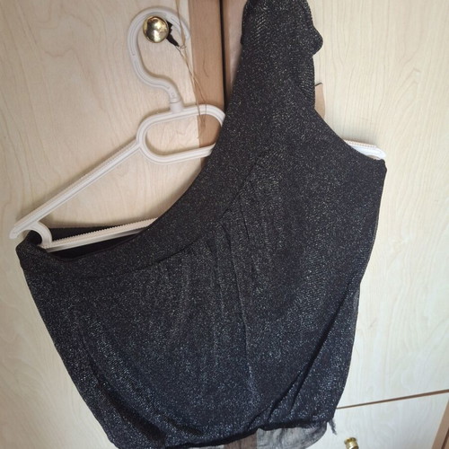 Enas Omos top size S-M like new