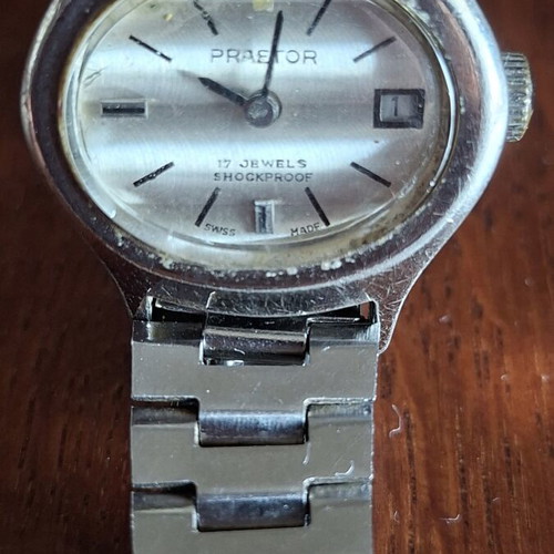 Swiss Women's Mechanical Watch 1970s Used, Silver, Date Window, 17 Jewels