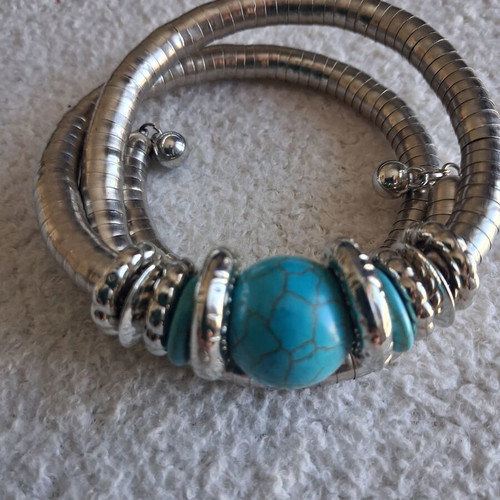 Elastic spiral bracelet with turquoise and silver snake chain, like new