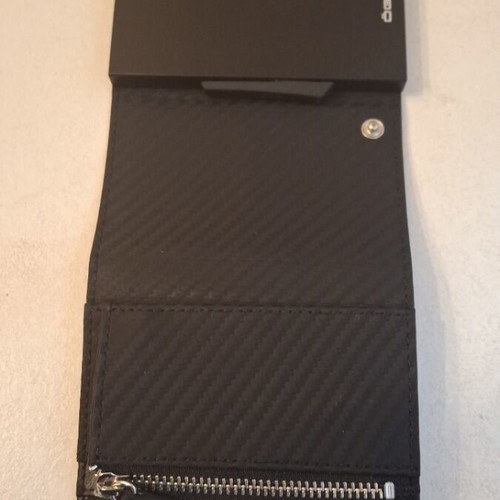 Ogon Cascade automatic smart wallet with RFID like new, black