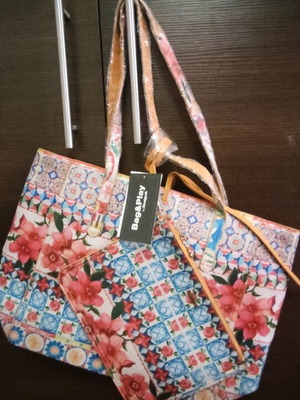 Τσάντα και τσαντάκι Desigual καινούργια πολύχρωμα