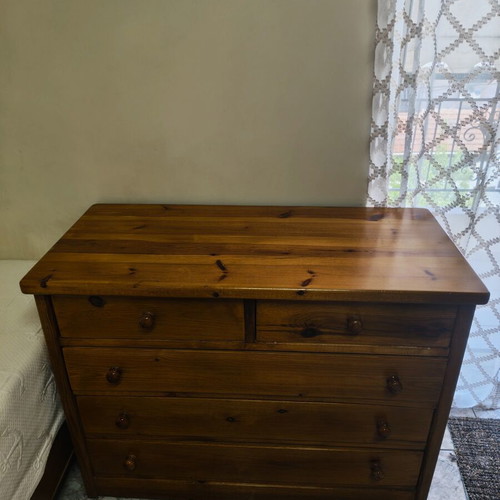 Wooden dresser with 5 drawers used, natural color