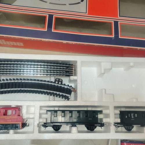 Lima HO Train like new, fully functional, original batteries available