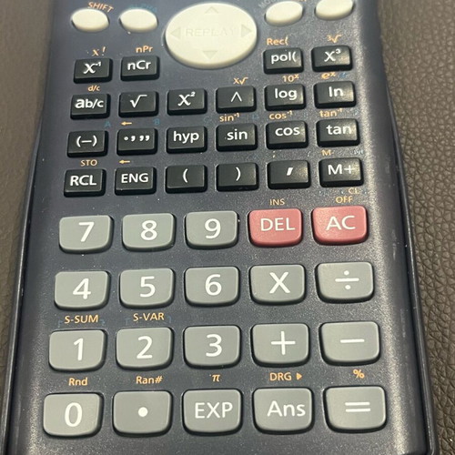 Deli 1710 scientific calculator like new